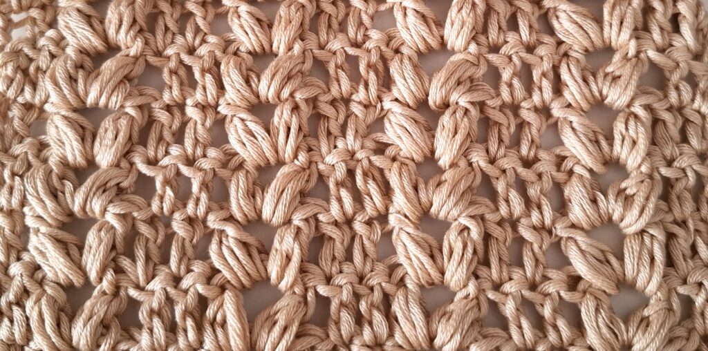 Jak wykonać ścieg kłosy na szydełku – instrukcja krok po kroku