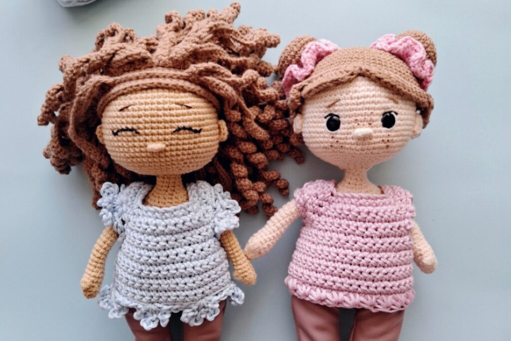 efektowne wykończenia ubranek dla lalek krok po kroku